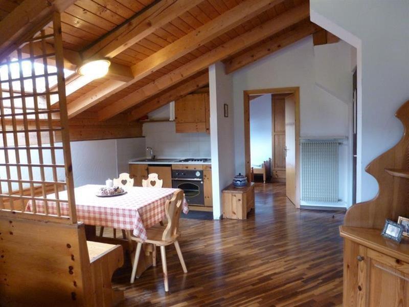 686679C8A63EF25B502CD9AE66292298