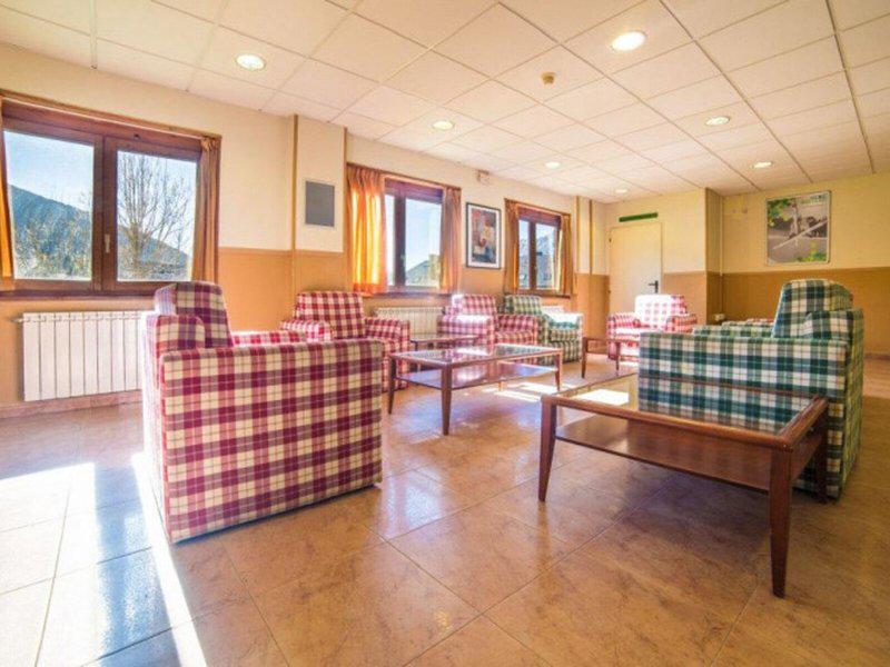 8A8D250E015D03E9F6E2A1A31D48ACC1