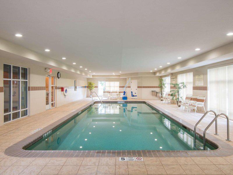 16BBBF4DA8825D4C48423EA2E7E5724A