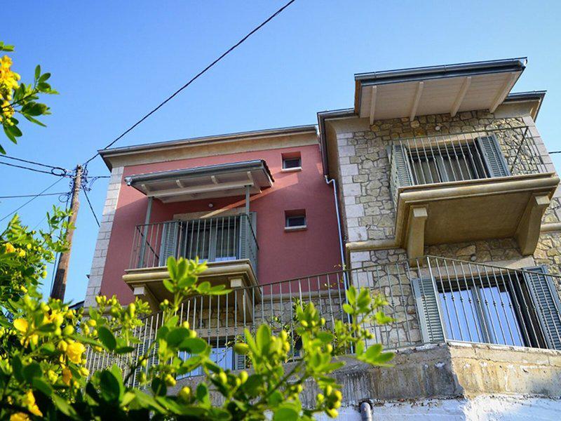 1229845F8F29D67AD61424544327032C