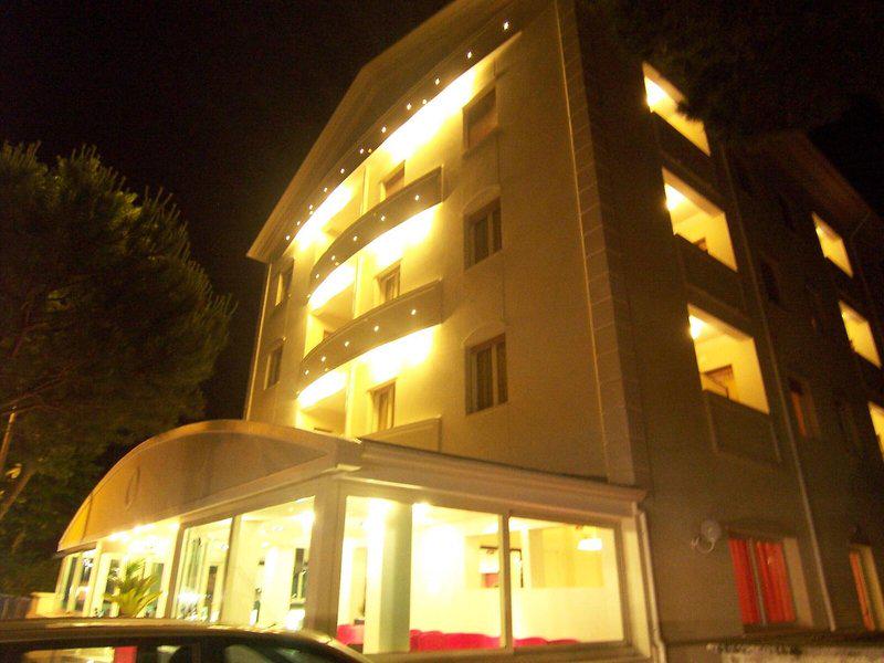 6E25337C04BA3BEB294148404E409AE1