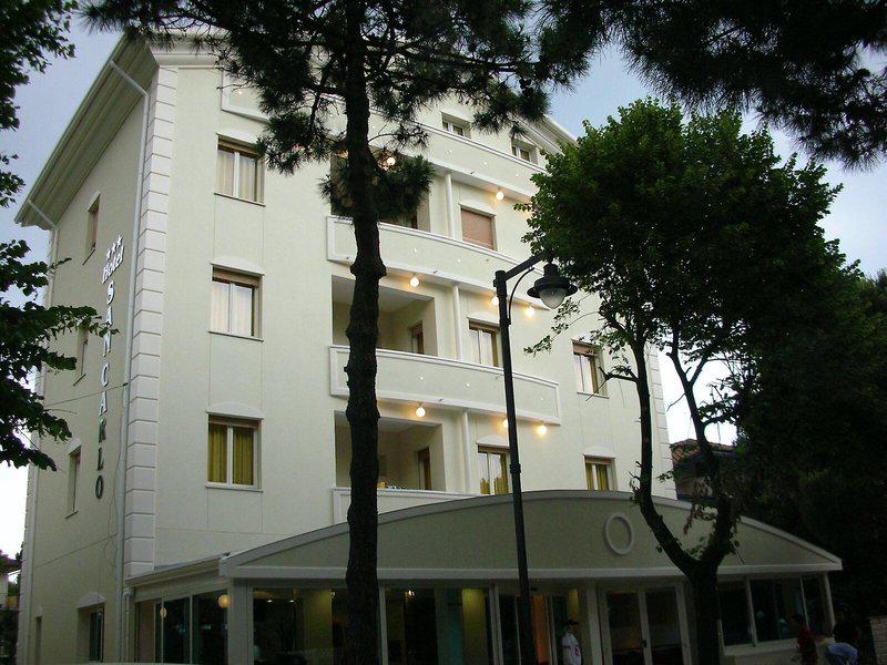 7ED9D69CE1864653DCA3657F8C4F6C33