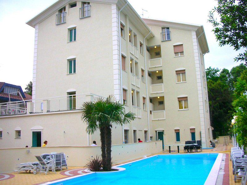 18F0B14A1E526F17F7A2CD36BD491300