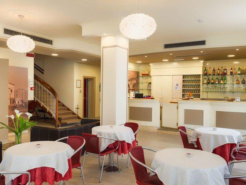 34996A5E9989E7CDC678BC7A0E45BE85