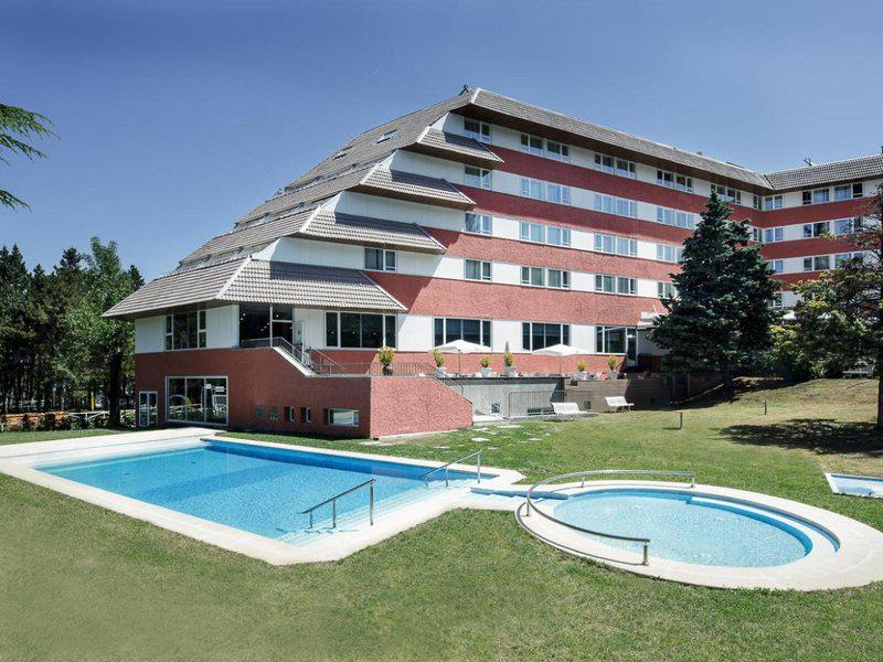 BF61C3BDAE159441A497A96F13D4A0EB