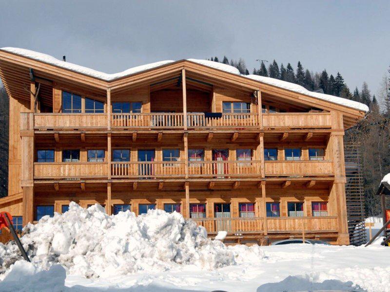 9A9C80BB79C1BCF416542BD27C6962EE