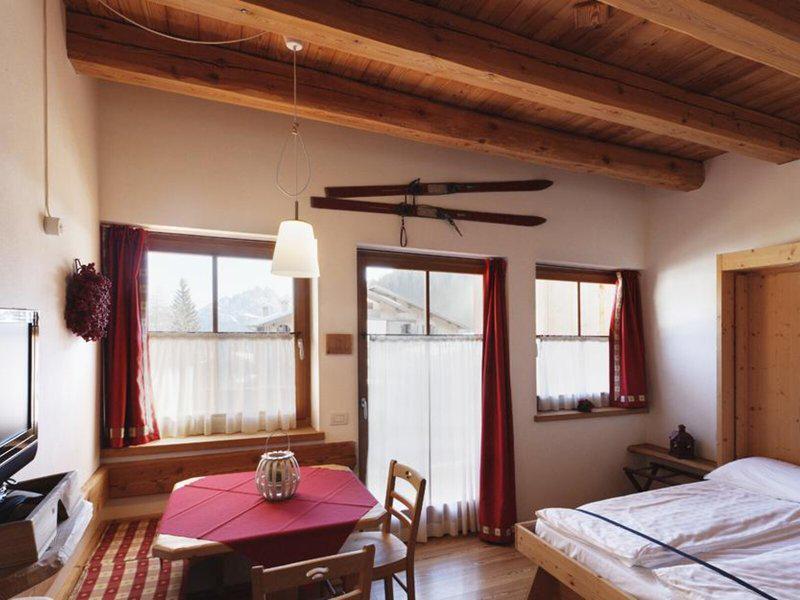 DDB47742583F951B0F98719A3687B002