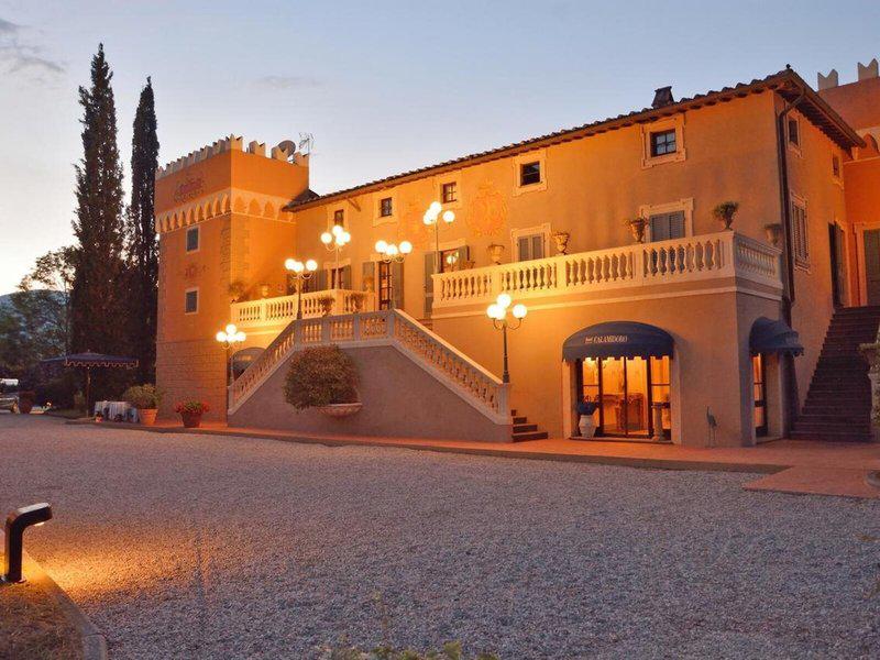 6B53B25998E688F14B4DE6E08D8E31CC