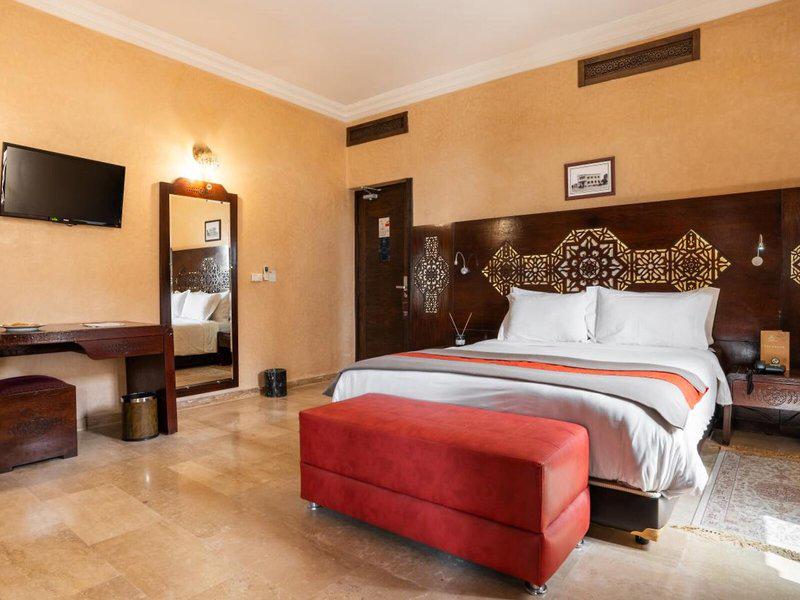 7C87A8E14704D3FADDD4985FED79EB8C