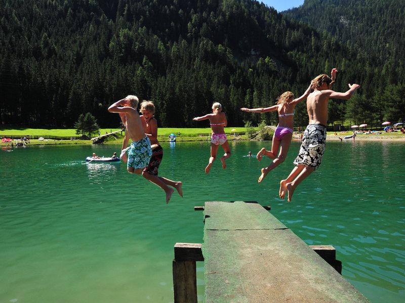 730CB597A81D0A8A3C75DE1A28FADD17