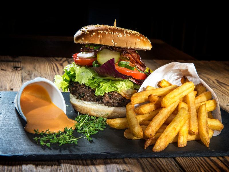 8966E008E18A522139C43E60FD957F70