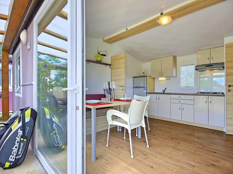 09898DFEF39923A88DC602B28B925BAA