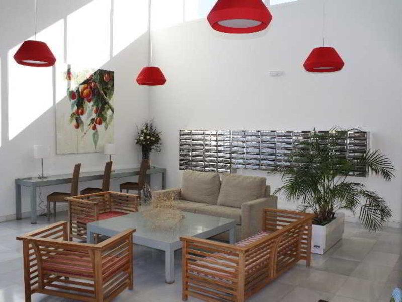 6EC2CE276A4DC3041821262BD15682AB