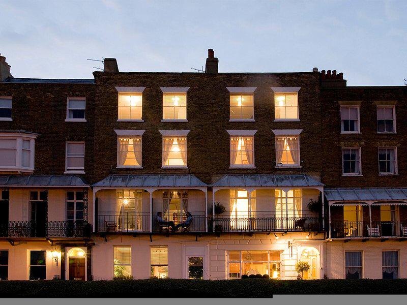 115044D0AD1D7E3640FC63DB8BA5AA95