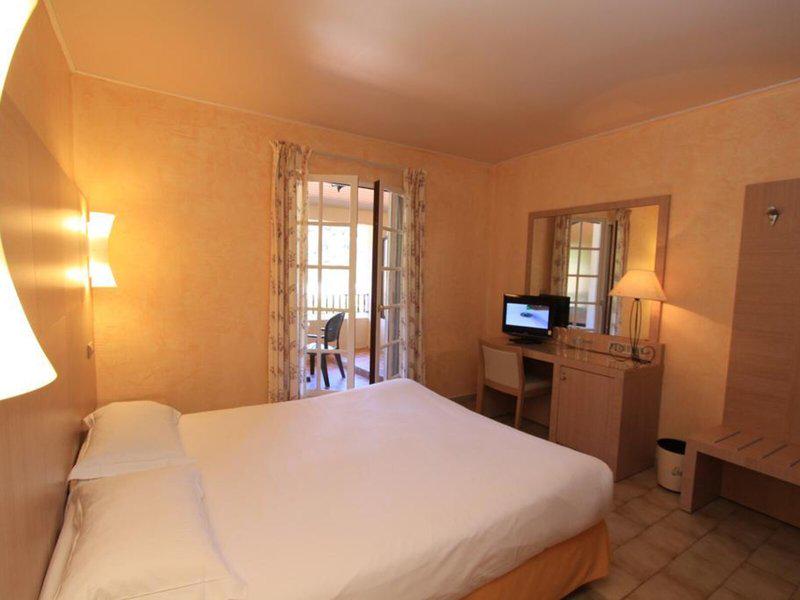 9EBDDCC75E7B8B8B6E65E88E3055A76E