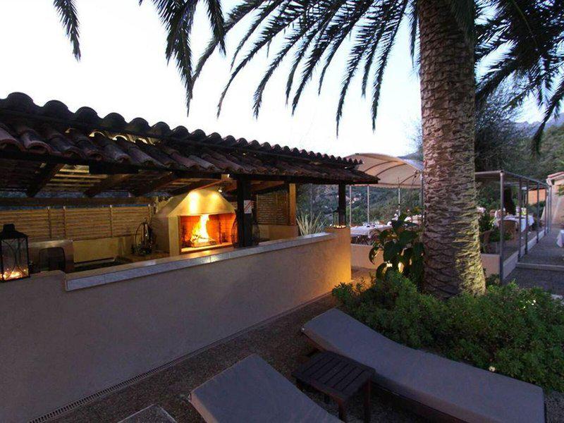 7CC353A9DCDD8A8F8BC18D5974D48117