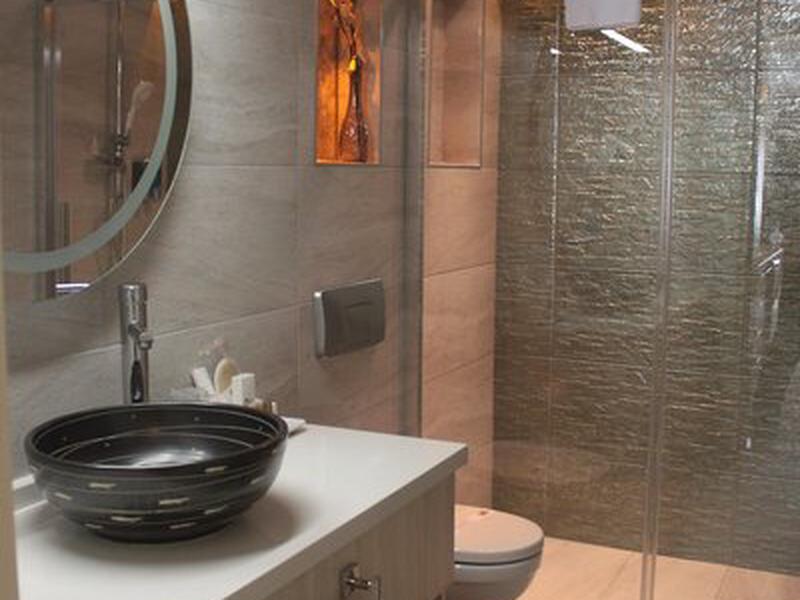 5FF540E19467A612403429C61DF6CEF3