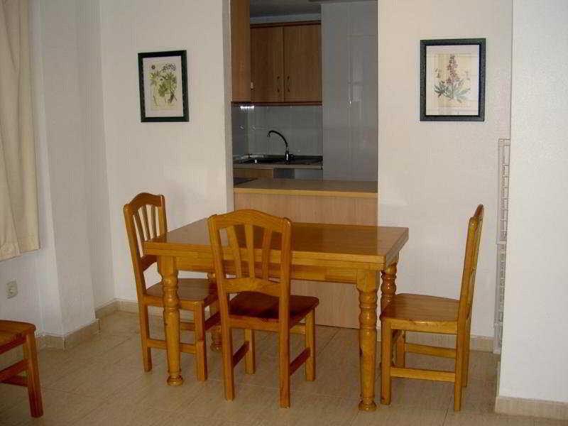 BFB515CCCEC96711C2EA675BFF853A02