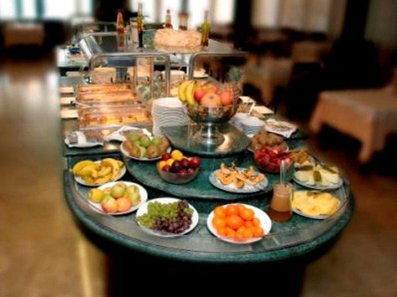 DE4B795EEF2D9346985803827EC029D3