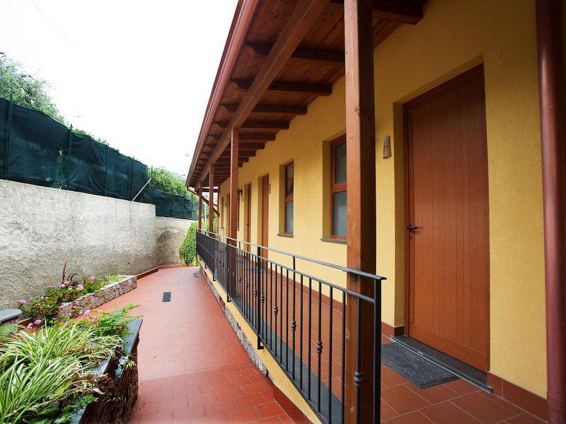 8FC5DDDD8B279F185DE899D419918AB1