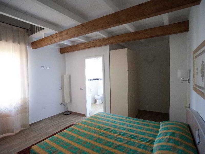 73D3560F6632D7BD4351B8D8DF058BAB