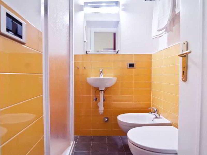 8246A23C5D593F19881E1D79D6DA97E7