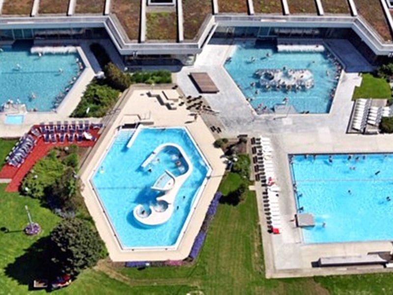 737AFED15F13E69FC9EFB24F6CAF399A