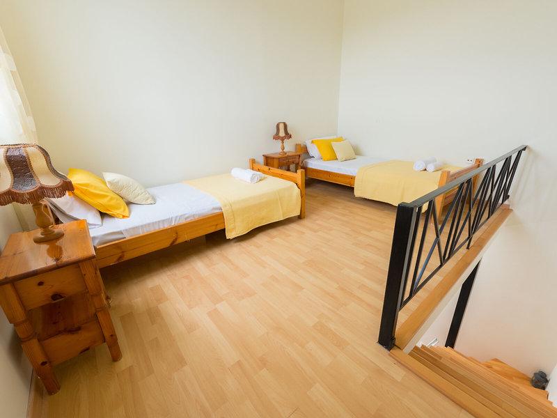 0D7029F0FBC978BE934EB9E126834B9B