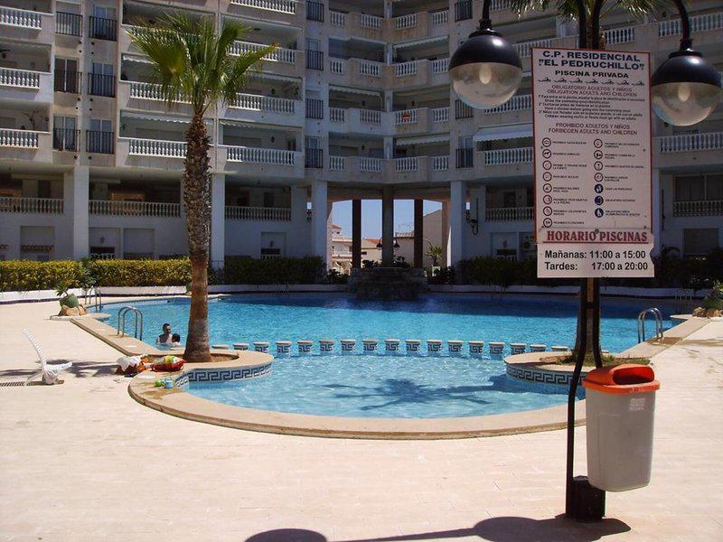 C72CBCD2A781FEC5AAF77BC8B980472E