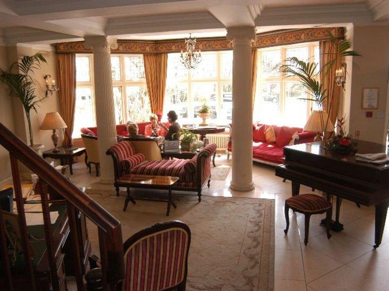 9729859F73F7D0D92A49CBD4115D0A67