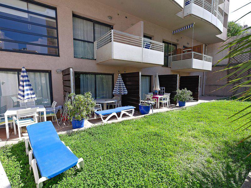 AF8D19D34B86C78B8E38073172147D66