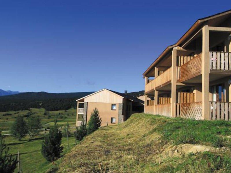 C469853D17BC429E66F6F8E77E5AF011