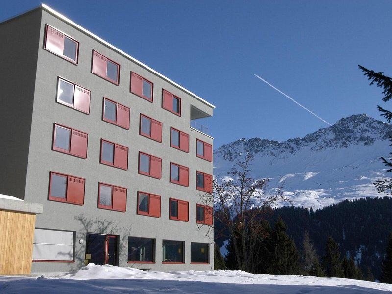 16584E99E96767DF4547439D0AC65C88