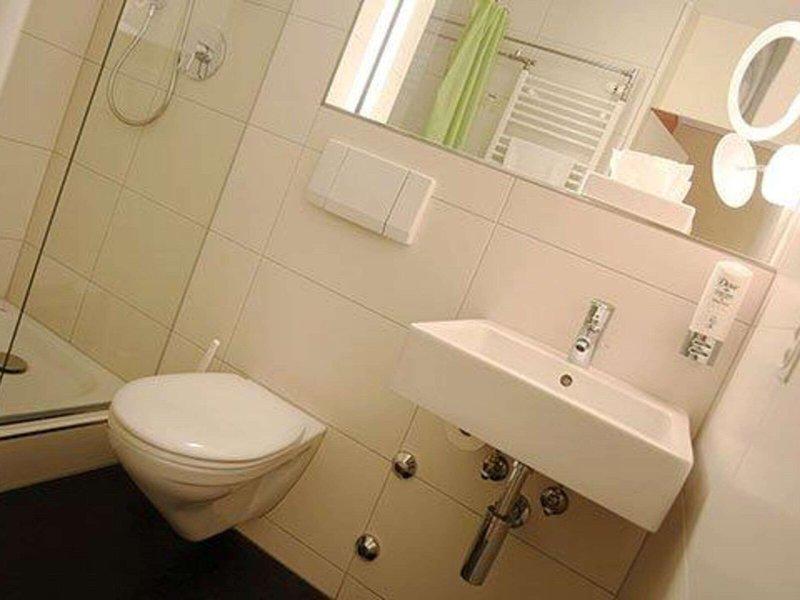 20593C7694A2990532D08D48BD29B94D