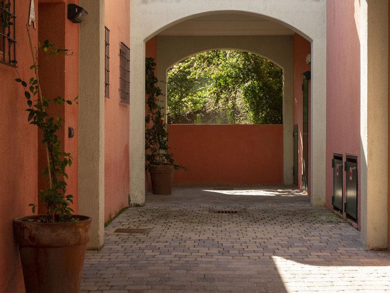 E78DC9FE6B776FFC603FC5A999C645BE