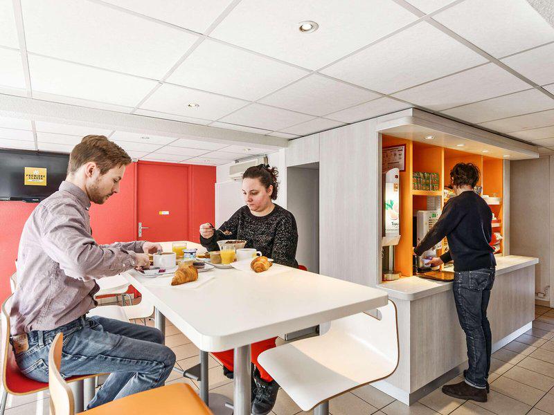 44ECC77E04518F7C0DC4814A740465D5