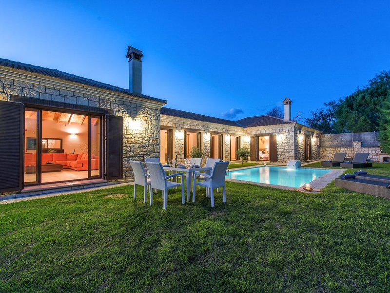 3E7EC5FDEBF725A0A6A3854805251E52