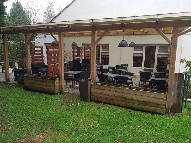 045C5E3461A30588B9D485B6301E072D