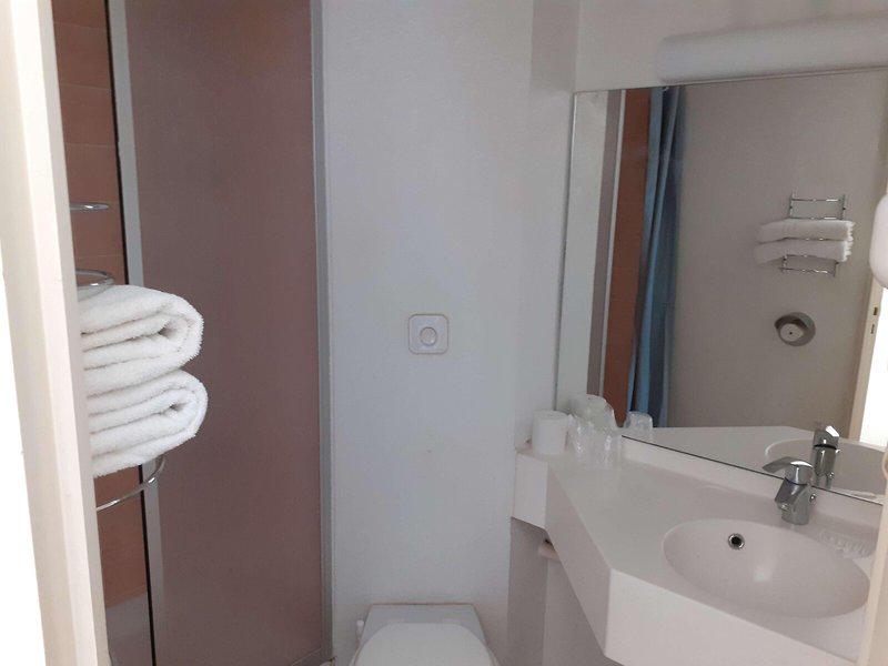 799C2B53813B565A99B899306FB448A4