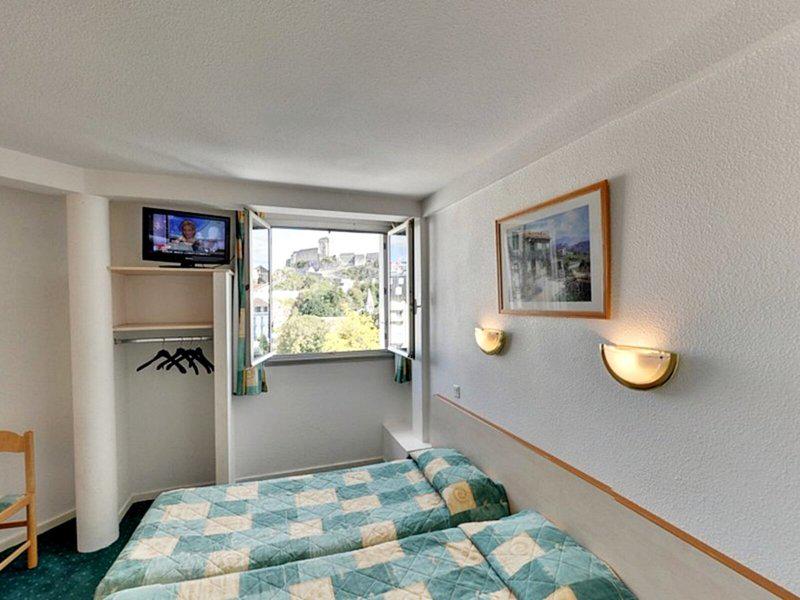 1BB088DBD8709794B5083E489E0C7E9C