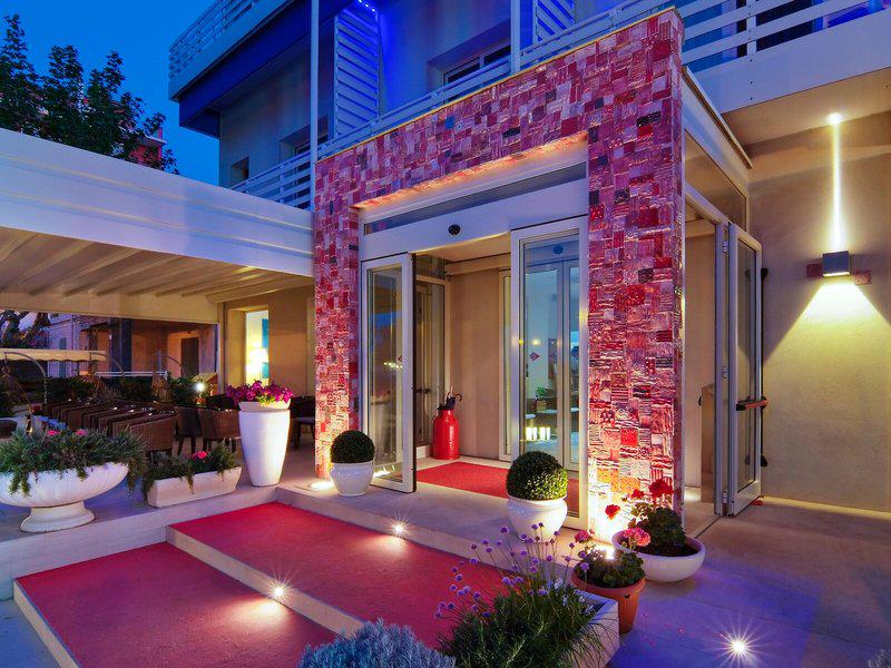 319023E88B3B3C474DF4CC8101803BFF