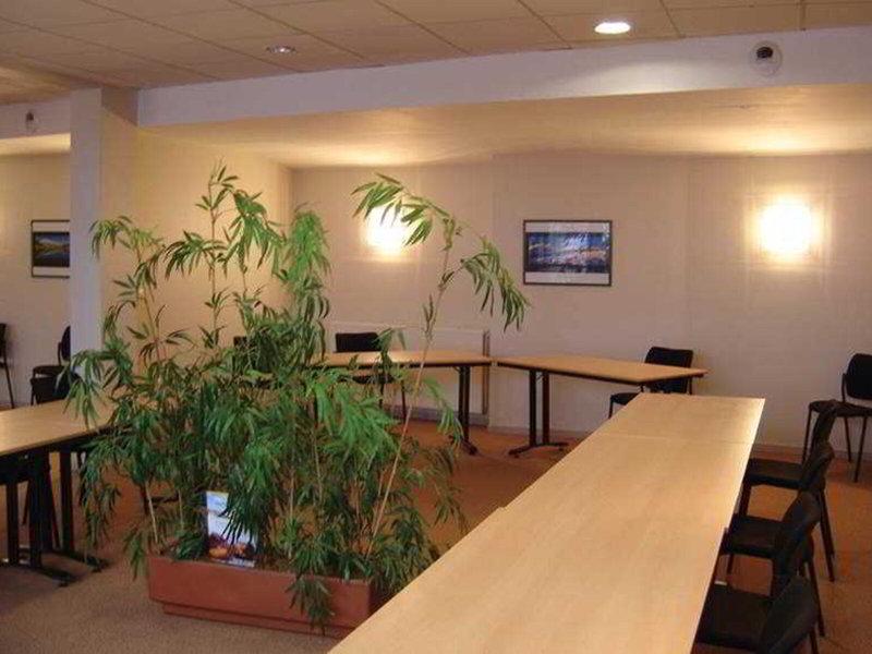 43C54E33797BF13DE807031E1344C04F