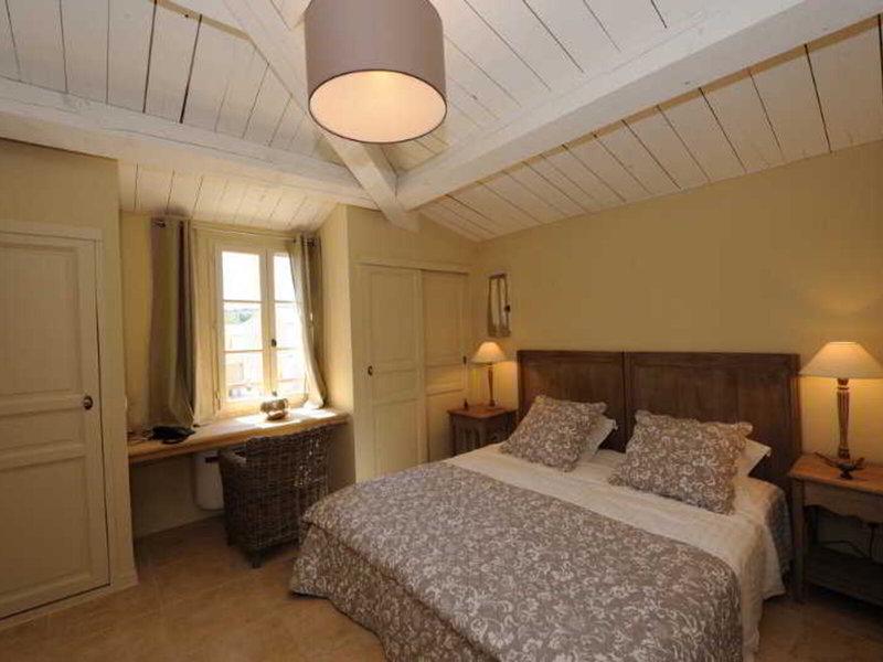 CD747C16F7E9730352441E413D3FA03F