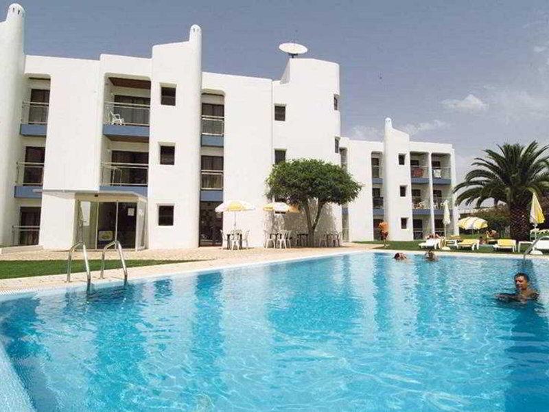 48E6285D3514718D37B2B0B5F6664D03