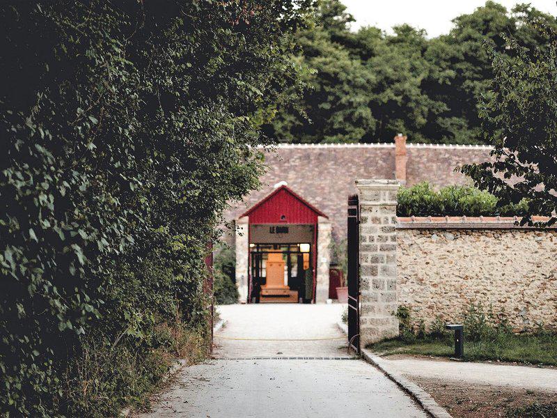 942C811A5E82258AFDDF7C58E6E6EAAA