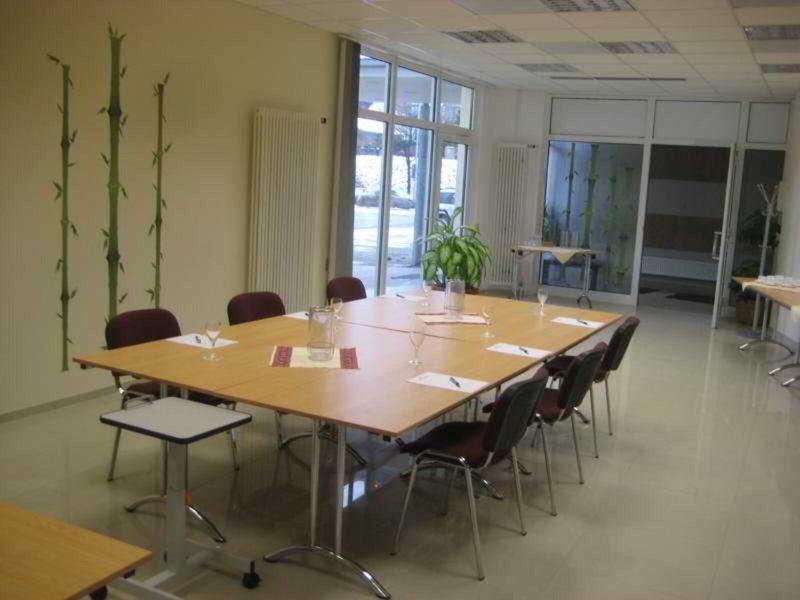 B65C00333FC29964E85D3126276576EB