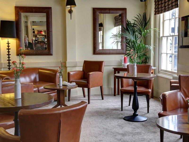 8B3E9698C9893CAFCE5E5A1AEBC49684