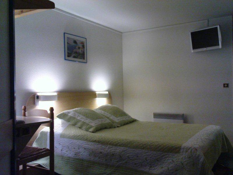 1733E0DF4D8F0046C74887F3CCD77A24