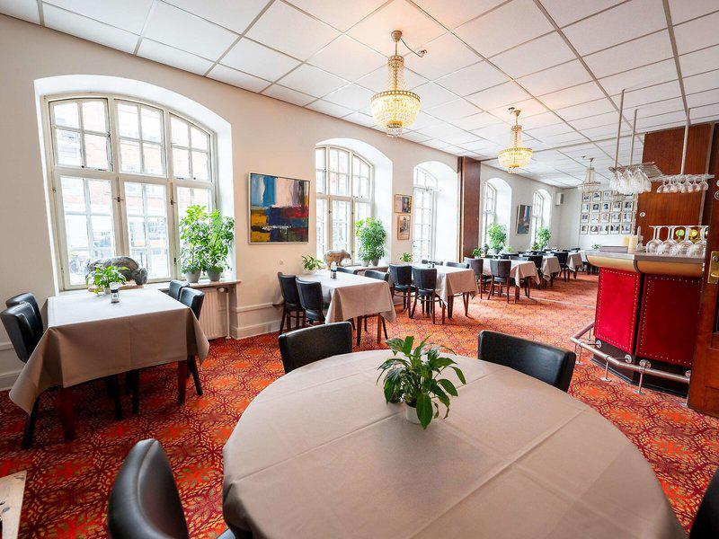 31EF1B02A65EA1561B04938C18EAF2B5