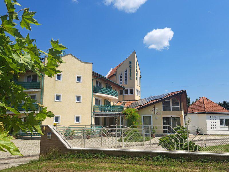 74109F3E7E18ED1249D9F2DBB38043F1